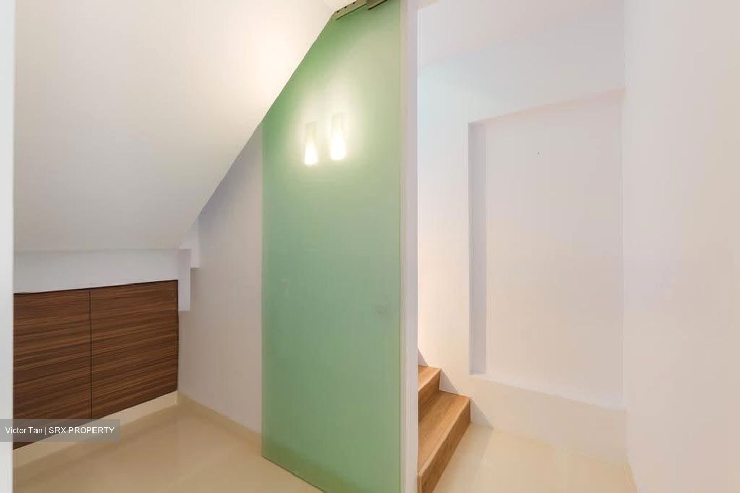 Watercolours (D18), Condominium #619044261